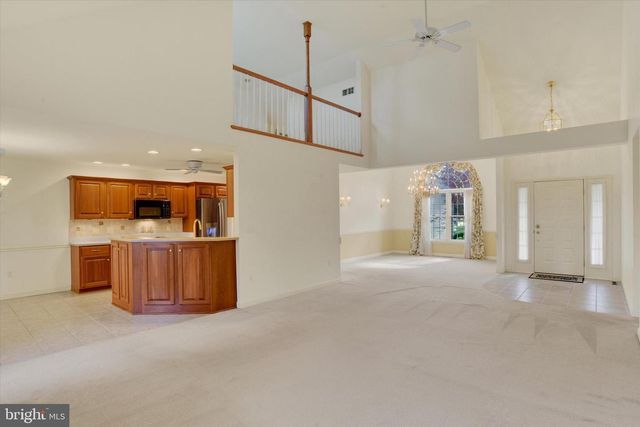 920 WOODLEY DR, Mechanicsburg, PA 17050