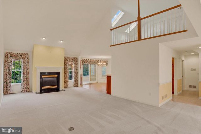 920 WOODLEY DR, Mechanicsburg, PA 17050