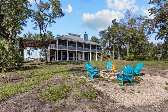 6136 SW 358 Highway, Steinhatchee, FL 32359