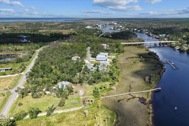 6136 SW 358 Highway, Steinhatchee, FL 32359