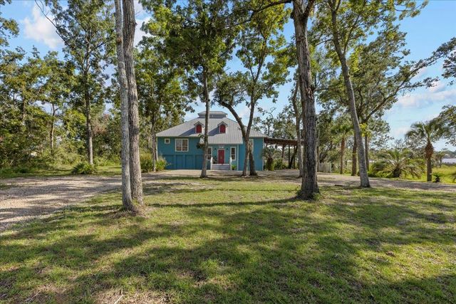 6136 SW 358 Highway, Steinhatchee, FL 32359