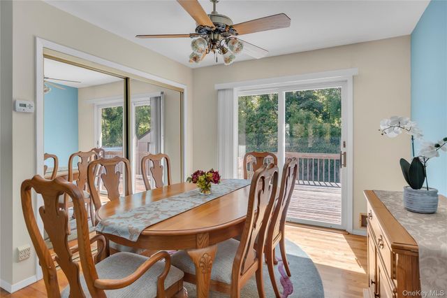 472 Bohemia Parkway, Sayville, NY 11782
