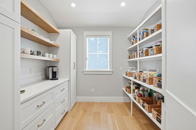 9 Pelham Road, Lexington, MA 02421