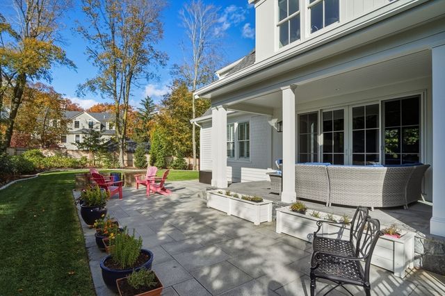 9 Pelham Road, Lexington, MA 02421