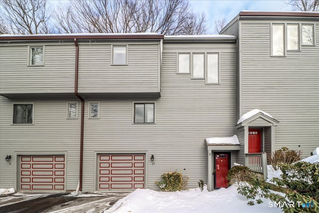 29 Ledgewood Drive 29, Brookfield, CT 06804