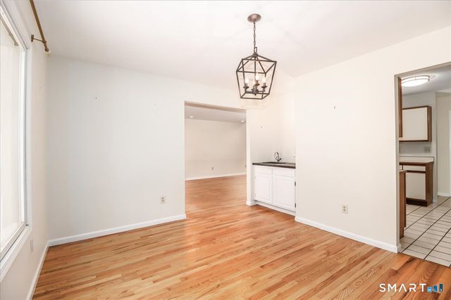 29 Ledgewood Drive 29, Brookfield, CT 06804