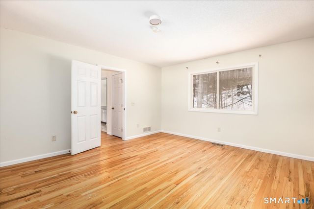 29 Ledgewood Drive 29, Brookfield, CT 06804