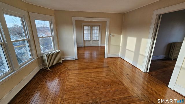 15 Bragaw Street 3, New London, CT 06320