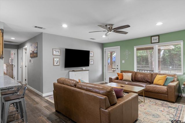 871 VZ County Road 2520, Canton, TX 75103