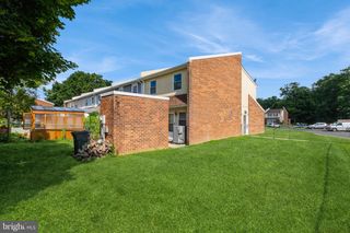 210 HYACINTH CT, Quakertown, PA 18951