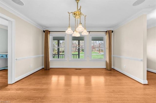 3805 Waldenbrook Road, Greensboro, NC 27407