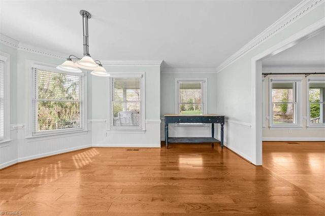 3805 Waldenbrook Road, Greensboro, NC 27407