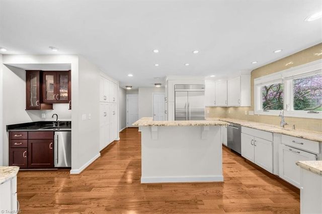 3805 Waldenbrook Road, Greensboro, NC 27407