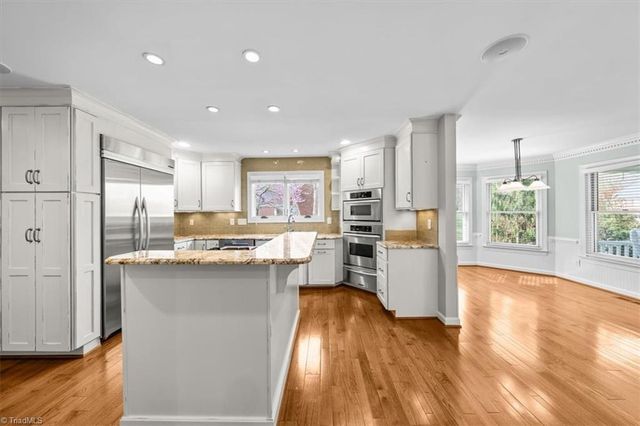 3805 Waldenbrook Road, Greensboro, NC 27407