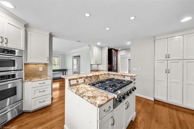 3805 Waldenbrook Road, Greensboro, NC 27407