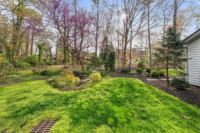 3805 Waldenbrook Road, Greensboro, NC 27407