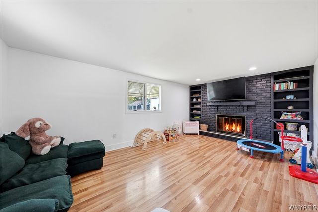 66 Alys Drive East, Cheektowaga, NY 14043