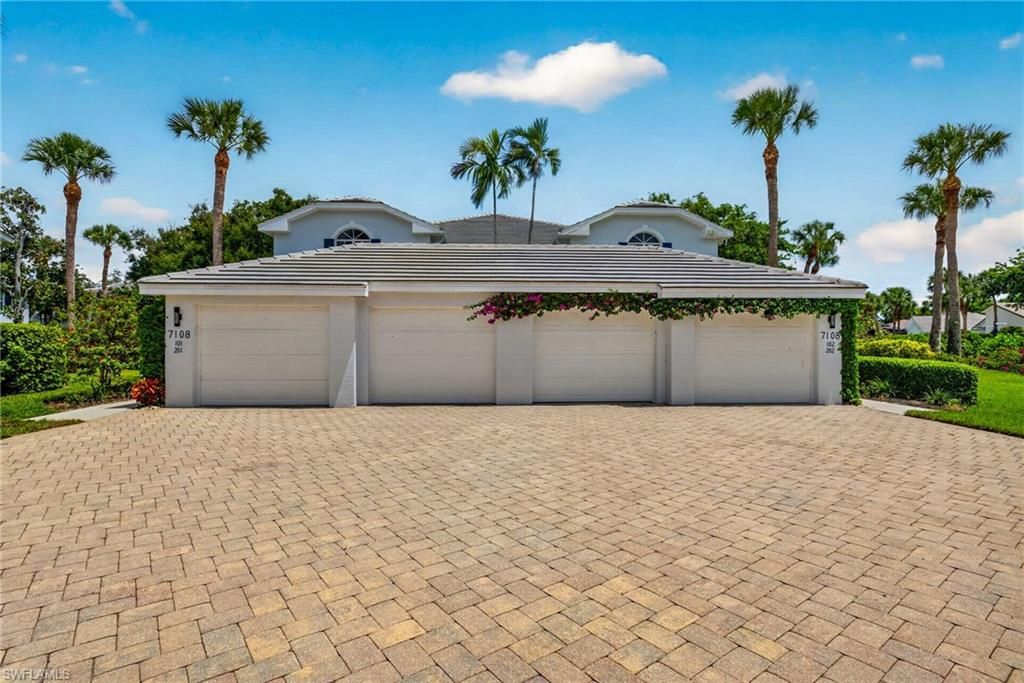 7108 Barrington CIR 202, NAPLES, FL 34108 — photo 2