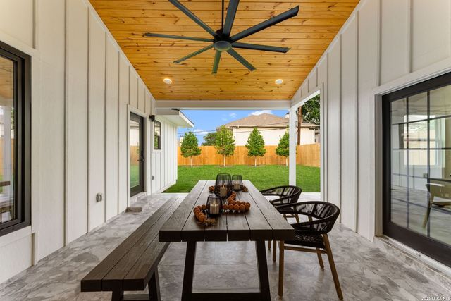 706 Kenilworth, San Antonio, TX 78209