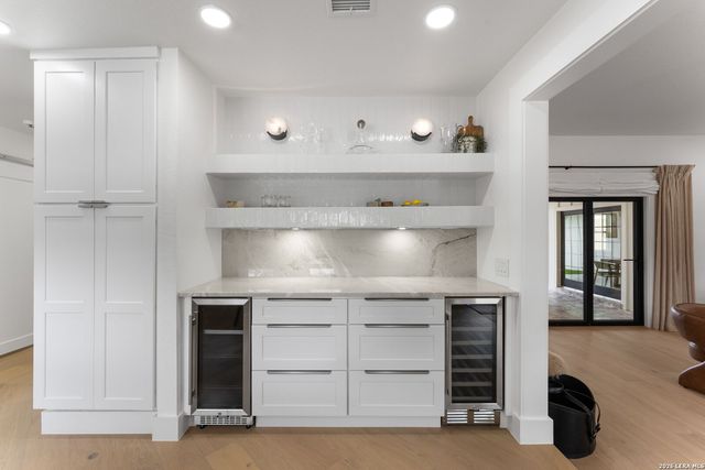 706 Kenilworth, San Antonio, TX 78209