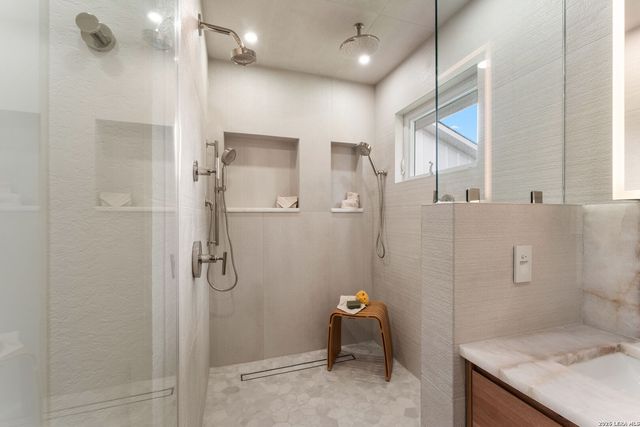 706 Kenilworth, San Antonio, TX 78209
