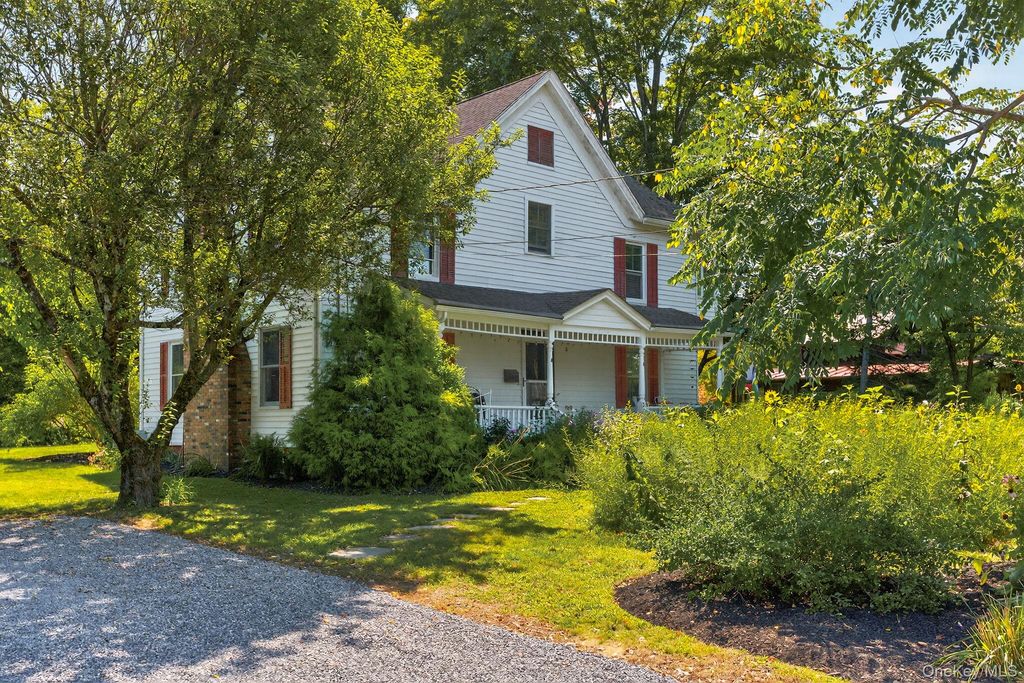 31 Church Street, Red Hook, NY 12571