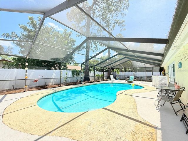 13569 91ST AVENUE, Seminole, FL 33776