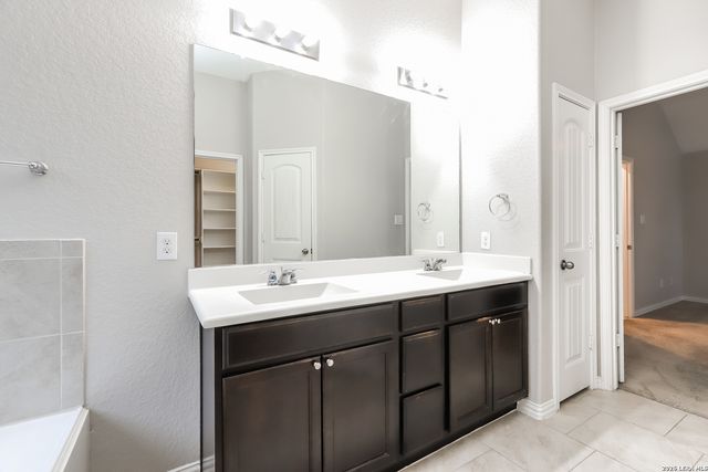 14430 Palomino, San Antonio, TX 78254