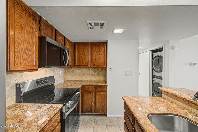 1432 W EMERALD Avenue 757, Mesa, AZ 85202