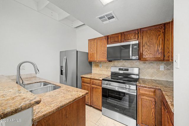 1432 W EMERALD Avenue 757, Mesa, AZ 85202