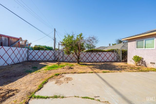 2113 Lantana Way, Bakersfield, CA 93306