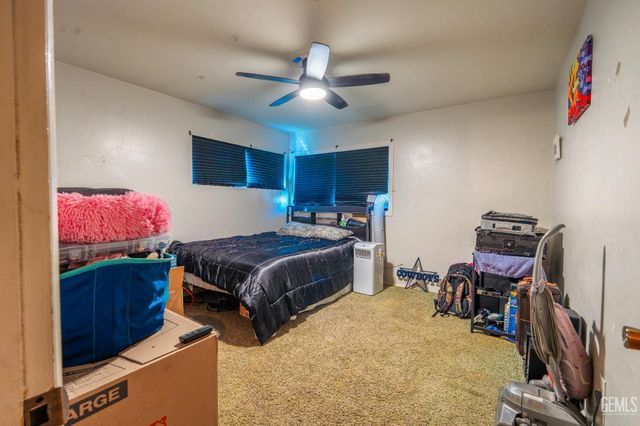 2113 Lantana Way, Bakersfield, CA 93306