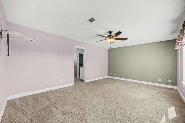 537 Mesa DR, Del Valle, TX 78617