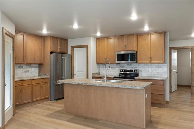 1014 Rochelle Lane, Laurel, MT 59044