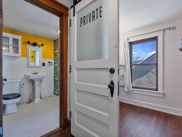 825 E Central Park Avenue, Davenport, IA 52803