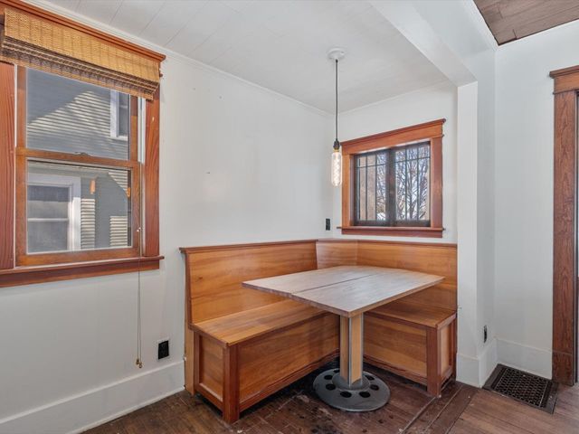 825 E Central Park Avenue, Davenport, IA 52803