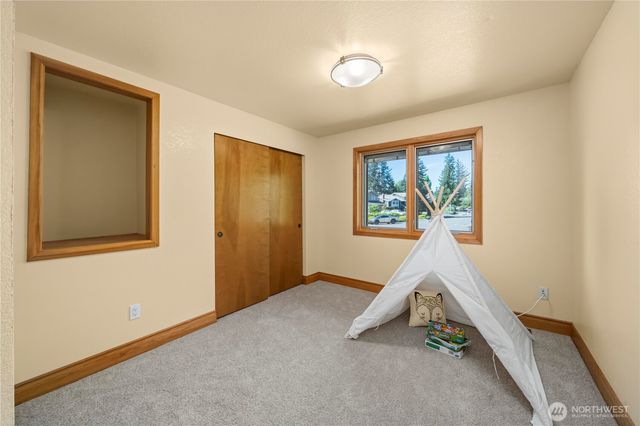 22329 SE 244th Place, Maple Valley, WA 98038