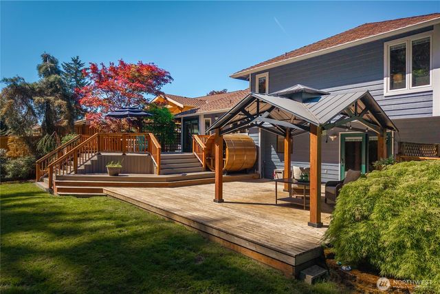 22329 SE 244th Place, Maple Valley, WA 98038