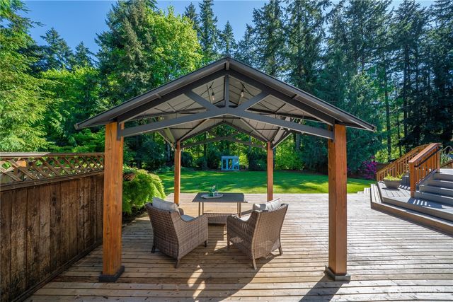 22329 SE 244th Place, Maple Valley, WA 98038