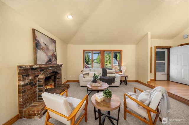 22329 SE 244th Place, Maple Valley, WA 98038