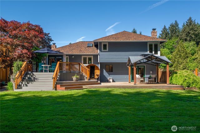 22329 SE 244th Place, Maple Valley, WA 98038