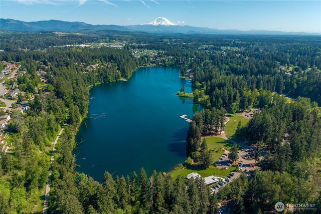 22329 SE 244th Place, Maple Valley, WA 98038