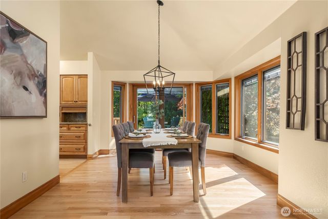 22329 SE 244th Place, Maple Valley, WA 98038