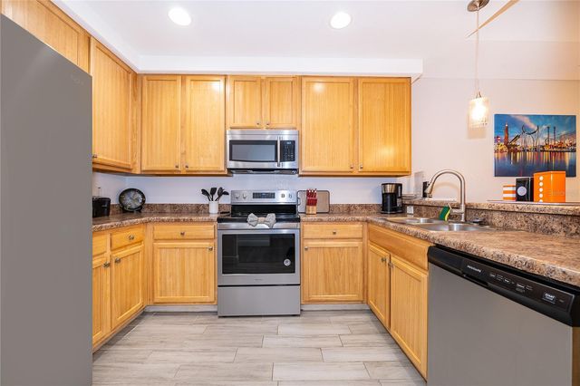 9061 TREASURE TROVE LANE 303, Kissimmee, FL 34747