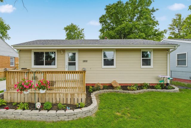 1202 SILVER Lane, Carter Lake, IA 51510