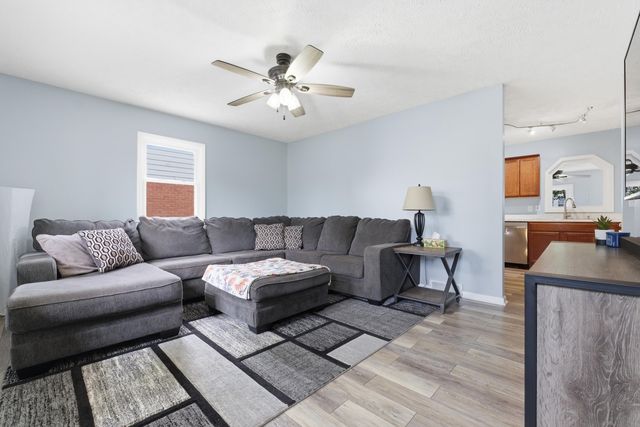 1202 SILVER Lane, Carter Lake, IA 51510