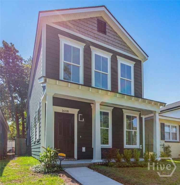 1608 Reynolds Street, Savannah, GA 31401