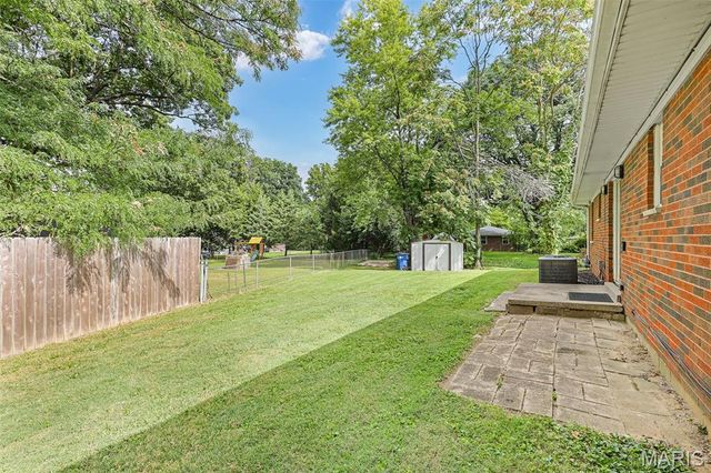 102 Toni Court, Collinsville, IL 62234