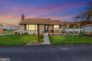 9 PINE ST, Mount Joy, PA 17552