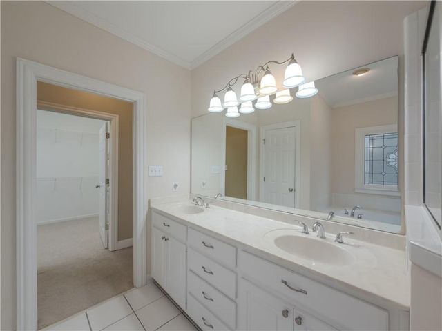 1514 Bruxton Court, Loganville, GA 30052